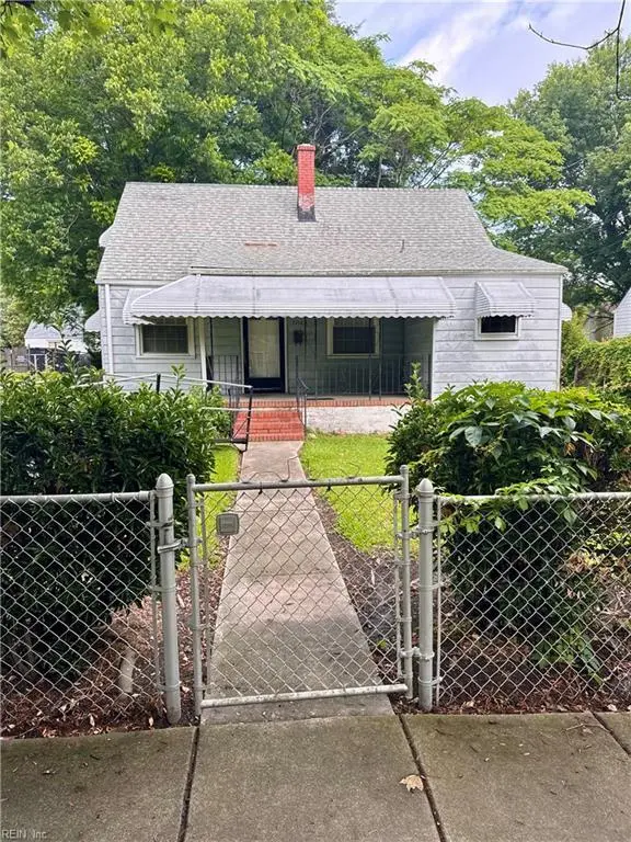 3208 Arlington Pl