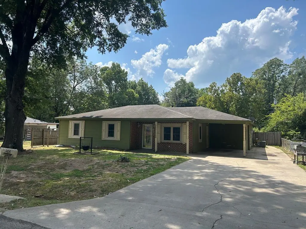 2515 Naples