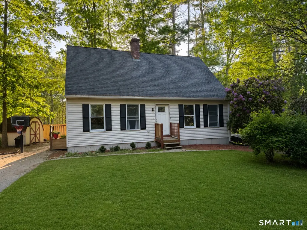 70 Red Cedar Rd