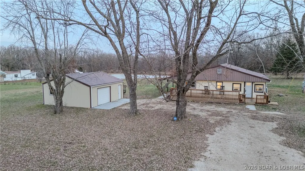 21145 Highway 135