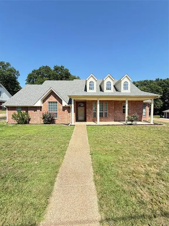 3814 Lamb Dr