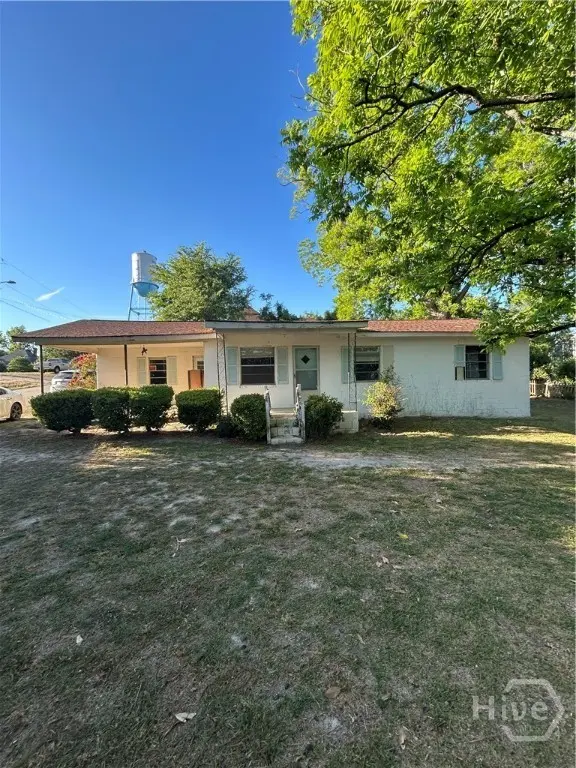 2645 E Elm St