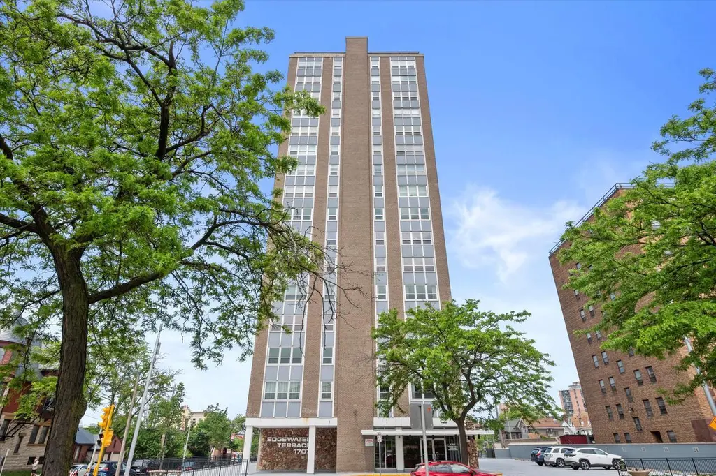 1707 N Prospect Ave Unit 4A