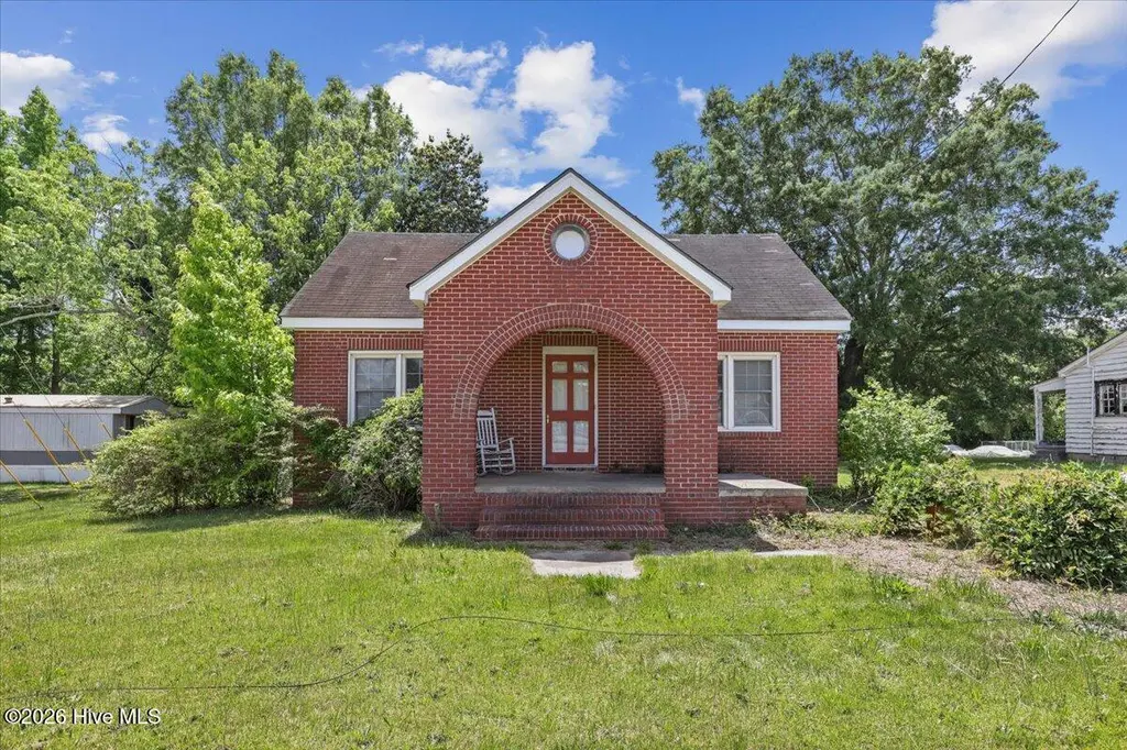 2213 Hunter Hill Rd