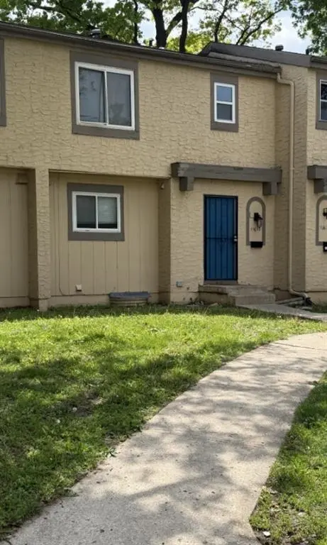 11613 Richmond Ave