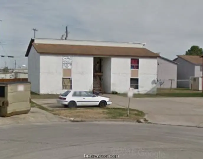 2703 Evergreen Cir
