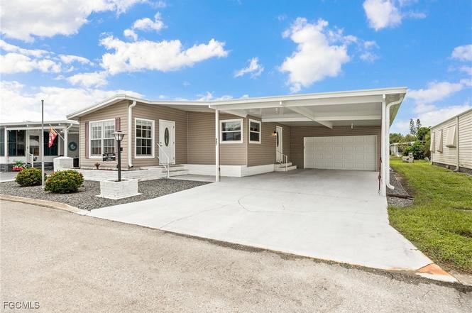 487 Jacklin Ln