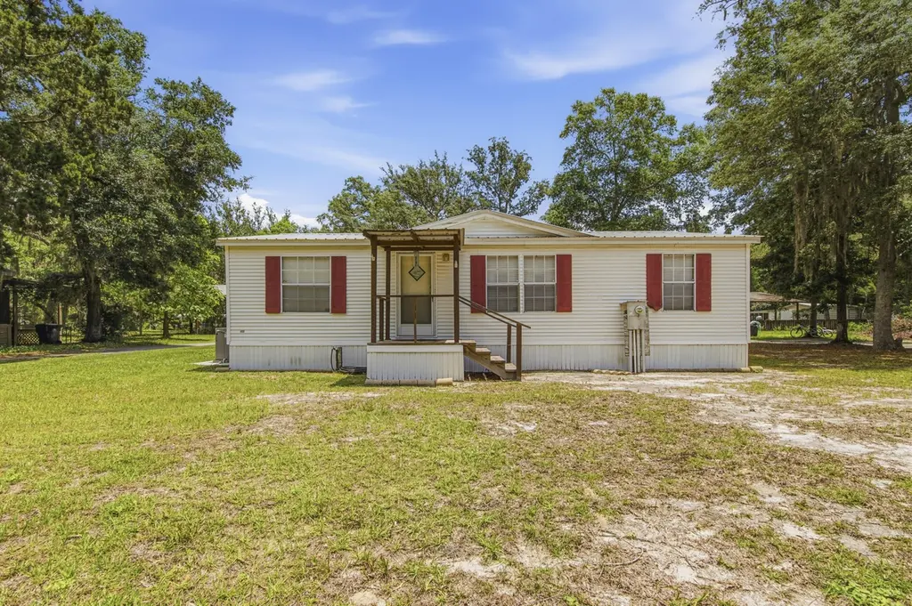 685 Mcdaniels Fishcamp Rd