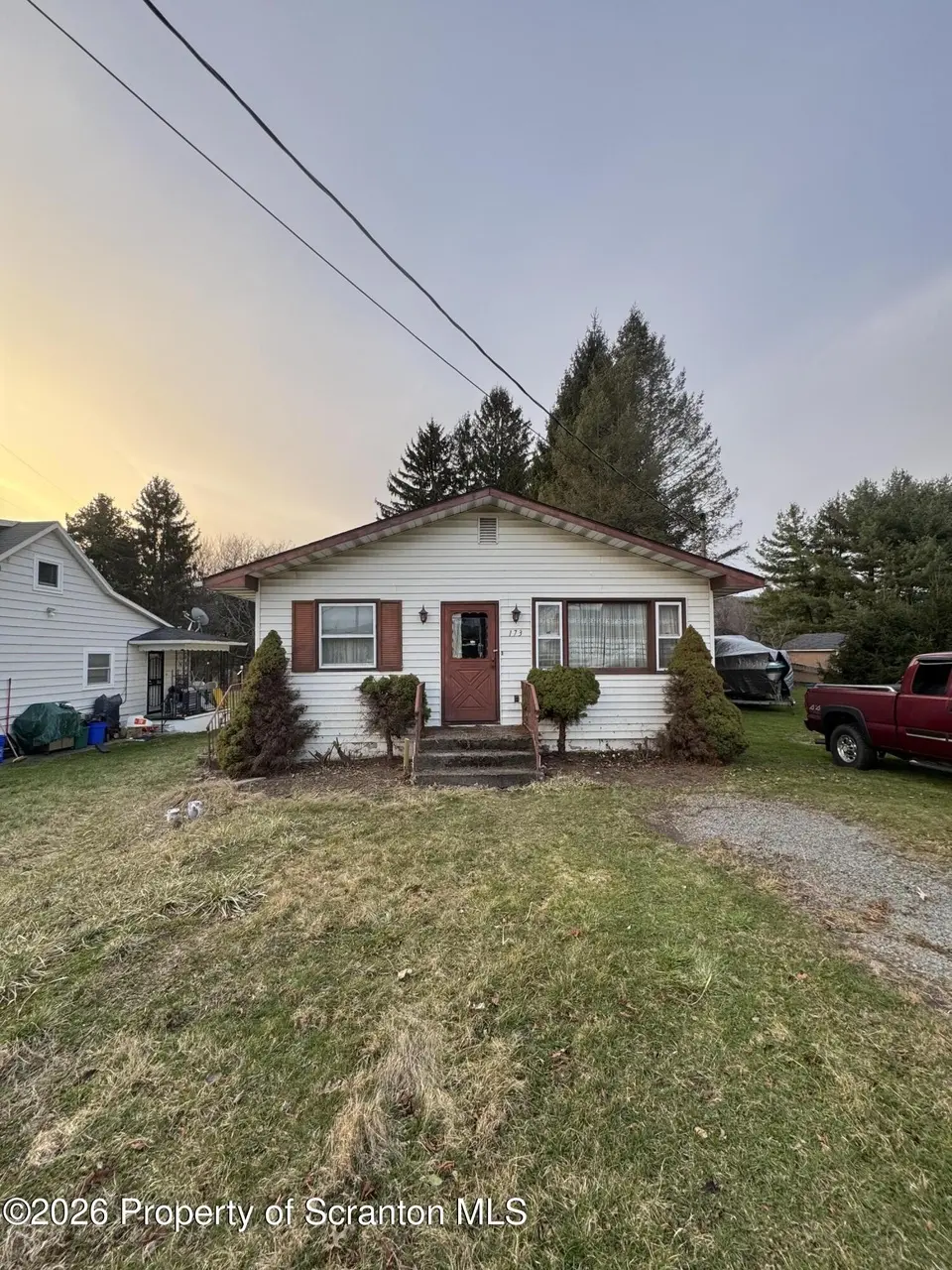 173 S Main St