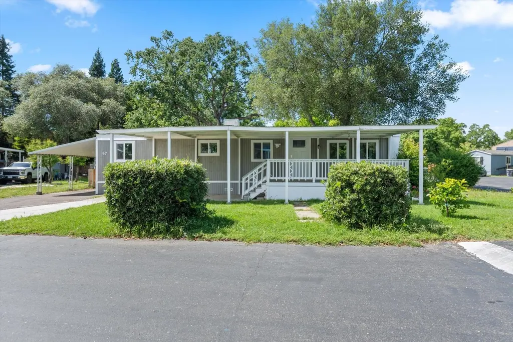 6805 Douglas Blvd #67