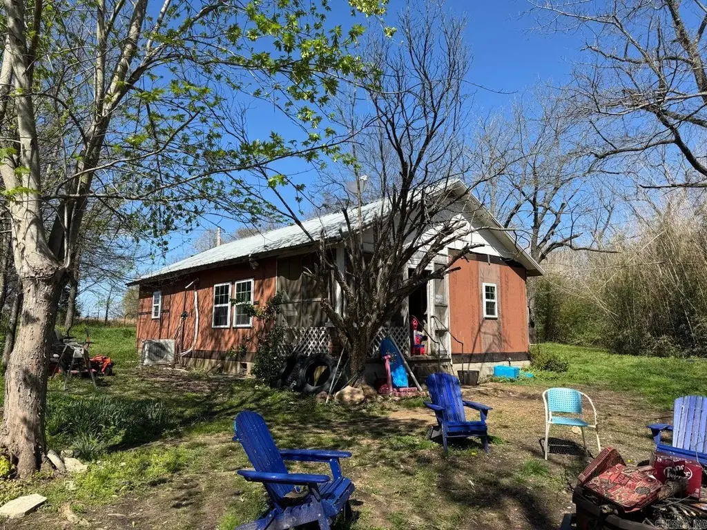 95 Terrafirma Ln