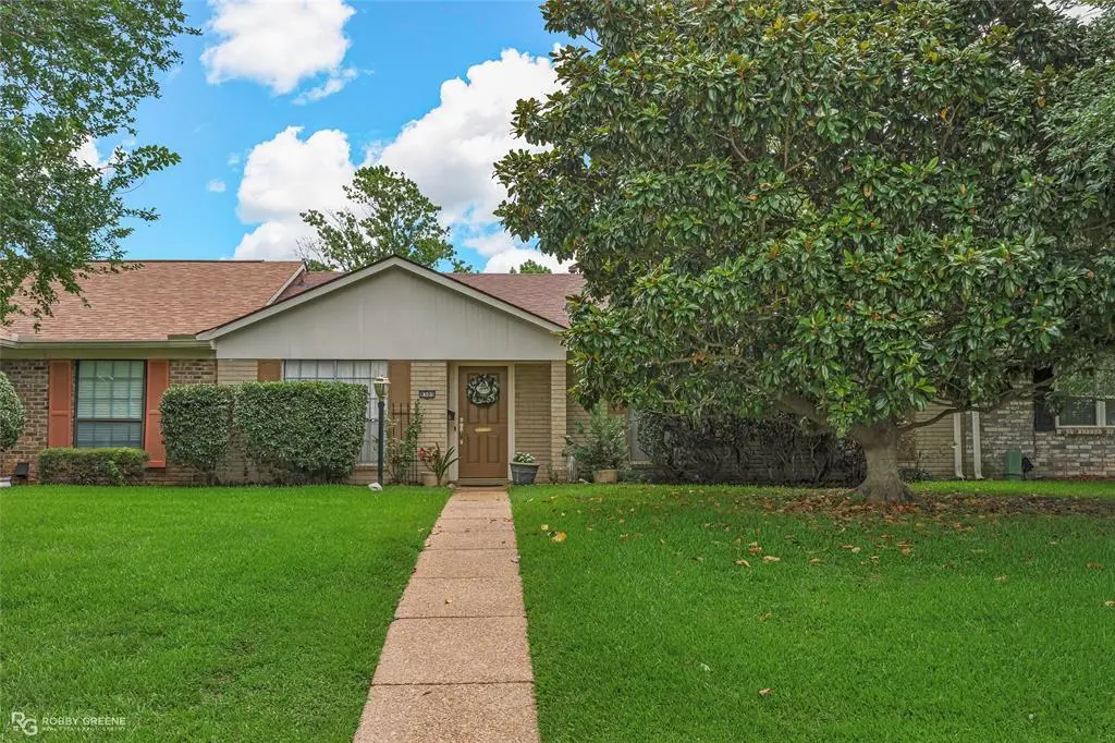 8503 Grover Pl