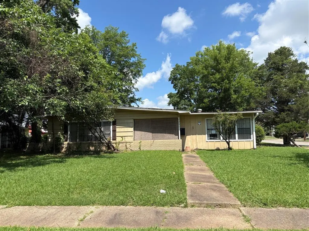 1291 Mark Ave