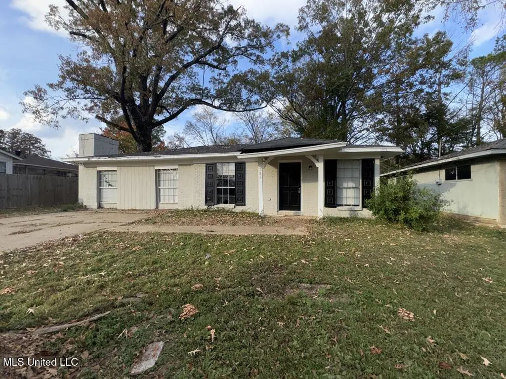 186 Delano Dr