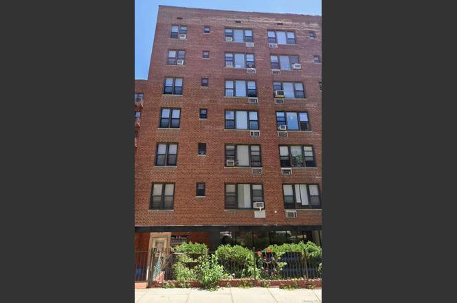 83-30 Vietor Ave #624