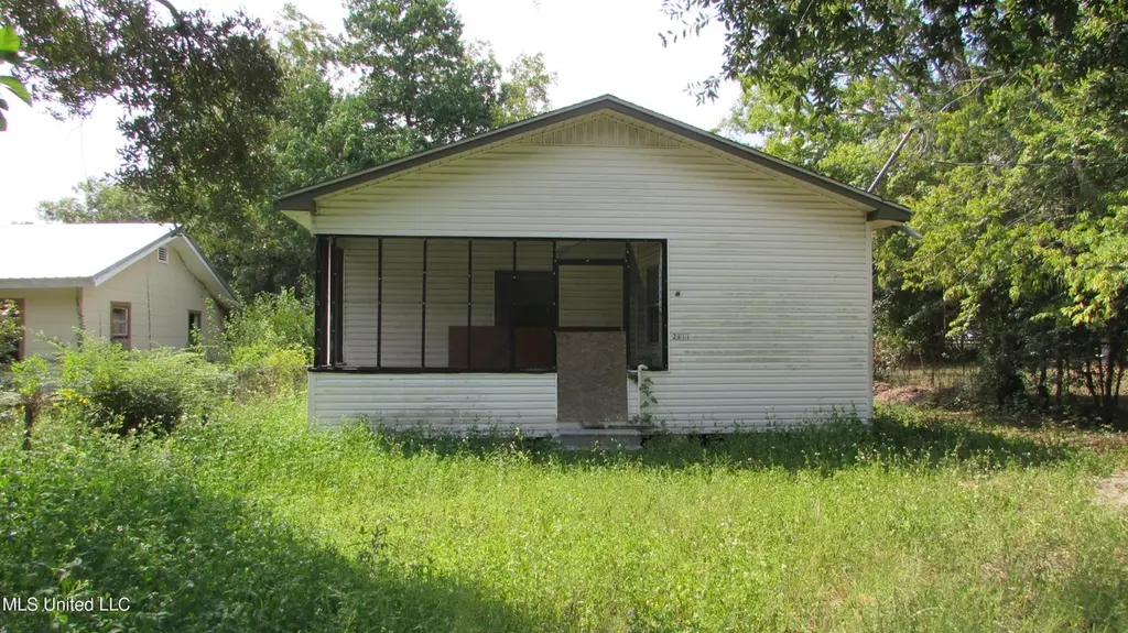 2811 Gulf Ave