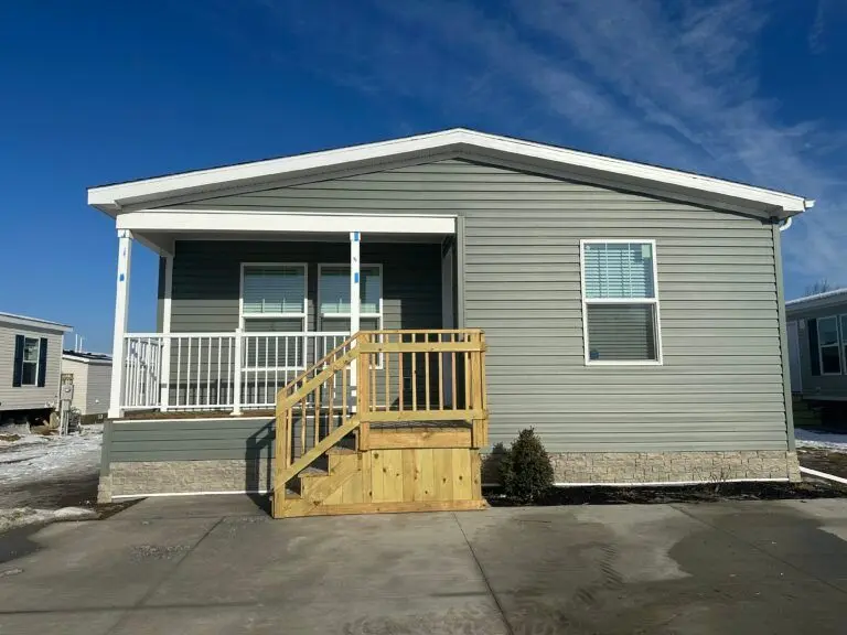 3292 Strauss Ct #395