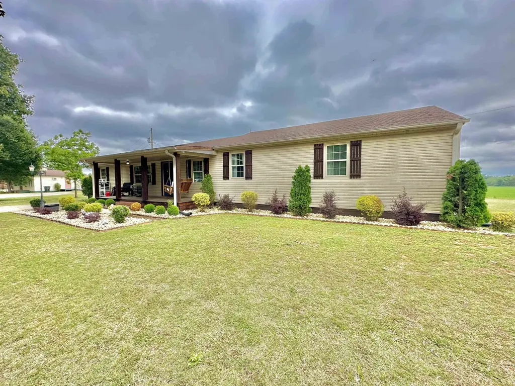 1270 Hatton School Rd