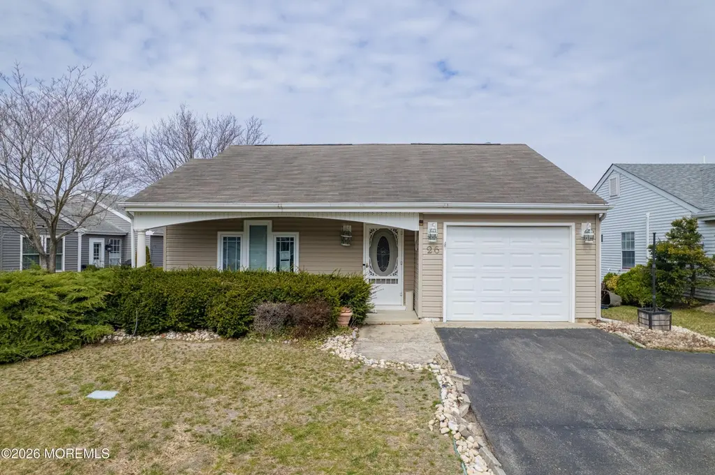 26 Normanton Ave