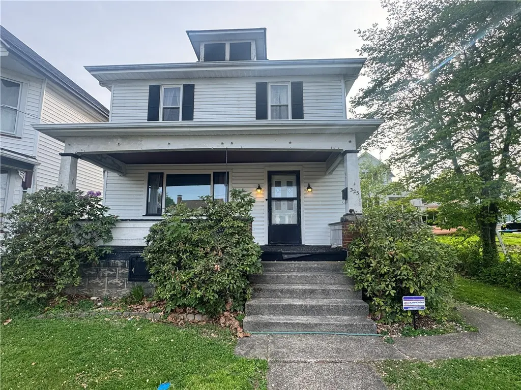 325 Crest Ave