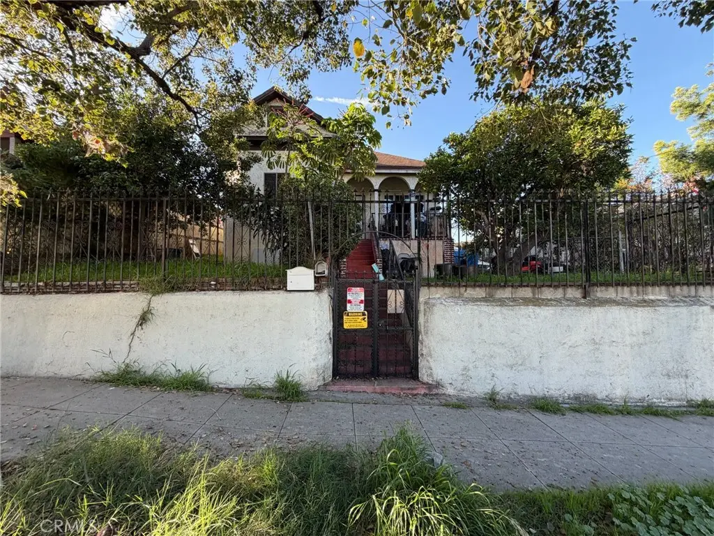 2112 City View Ave