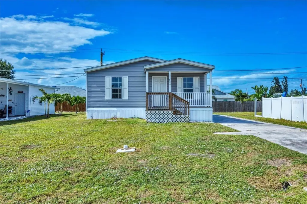 1377 Ibis Dr