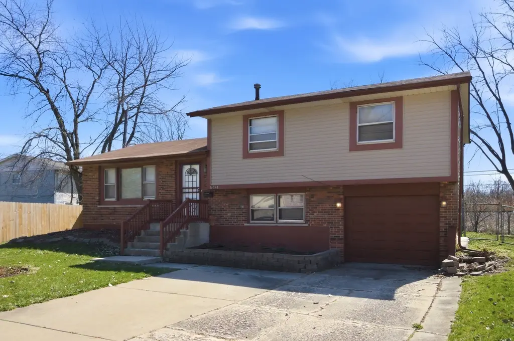 16544 Prairie Ave