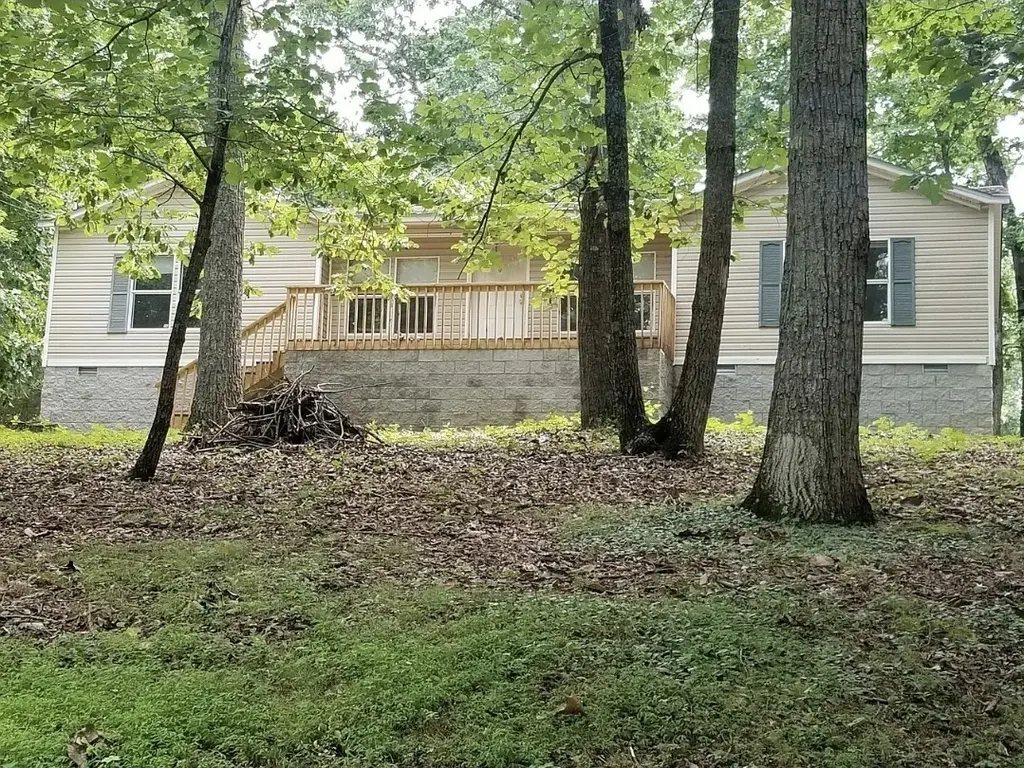 198 Neil Dr