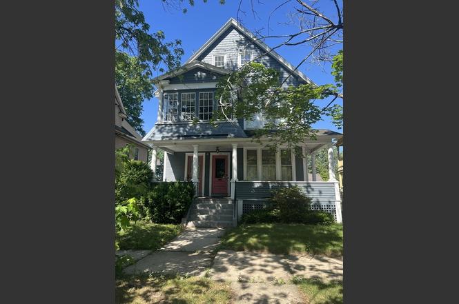 120-122 Firglade Ave