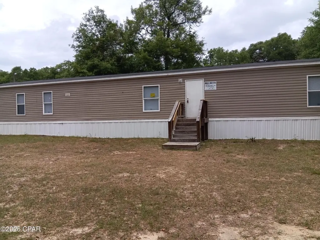 380 Charlie Harris Loop