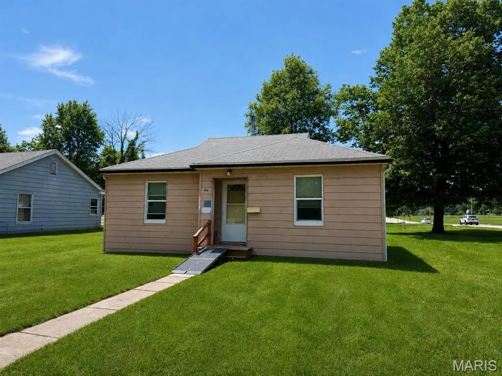 1 Rock Springs Dr