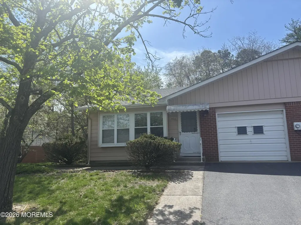 40 Franklin Ln Unit A