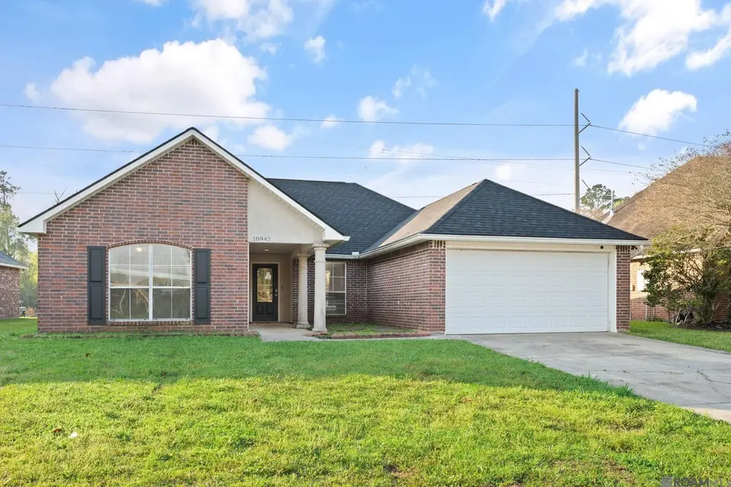 10942 Woodhaven Dr
