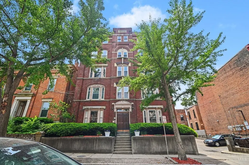 427 Hopkins St #5