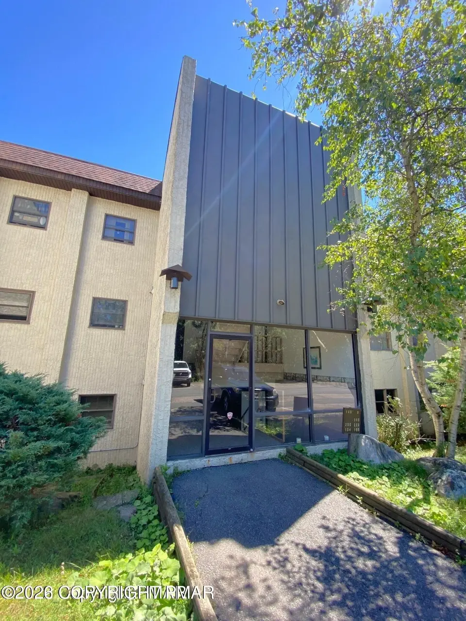130 Foxfire Dr Apt 104
