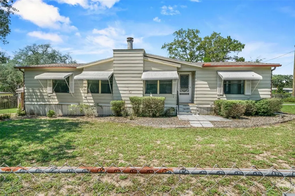 270 S Honey Bear Way