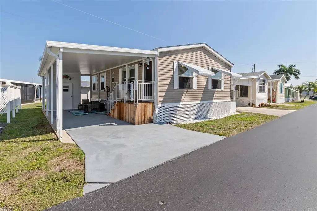 8320 Riverside Dr Unit 51B