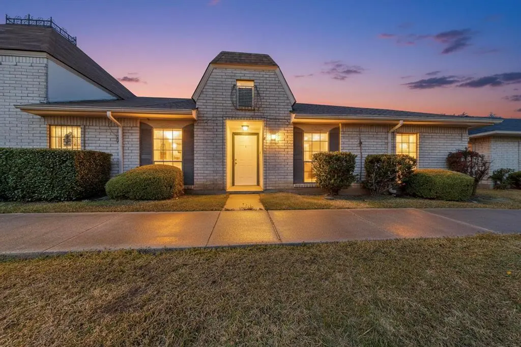 8 W Townhouse Ln #32