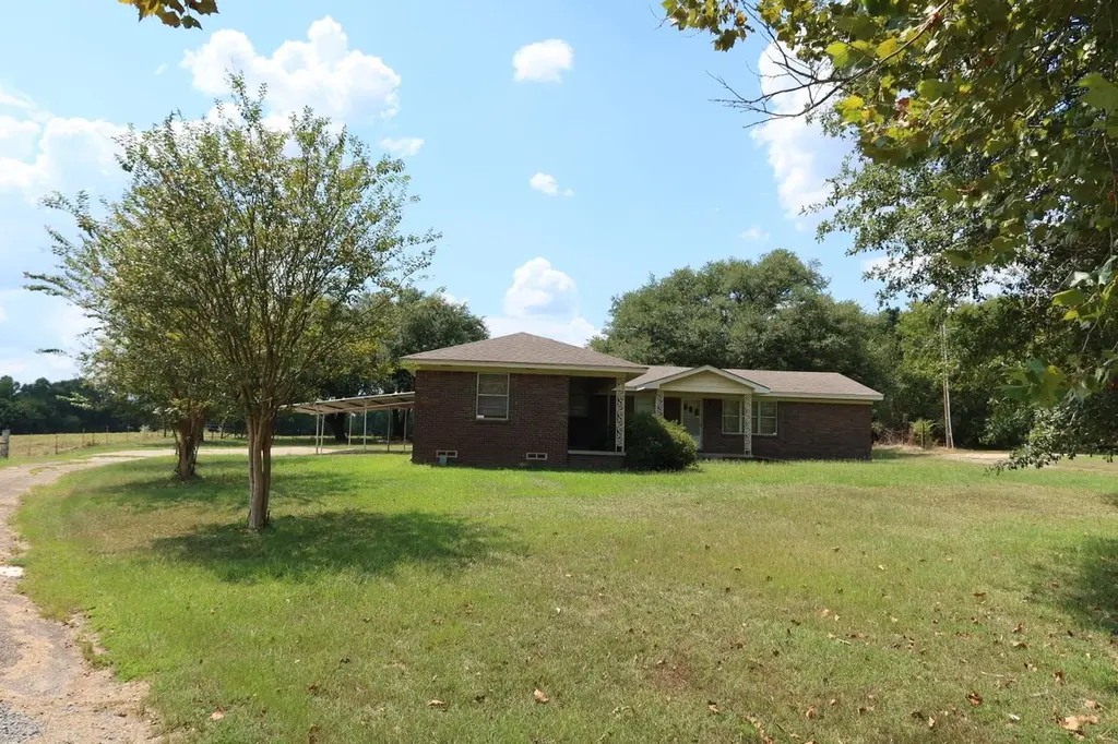 5503 US Hwy 271 N