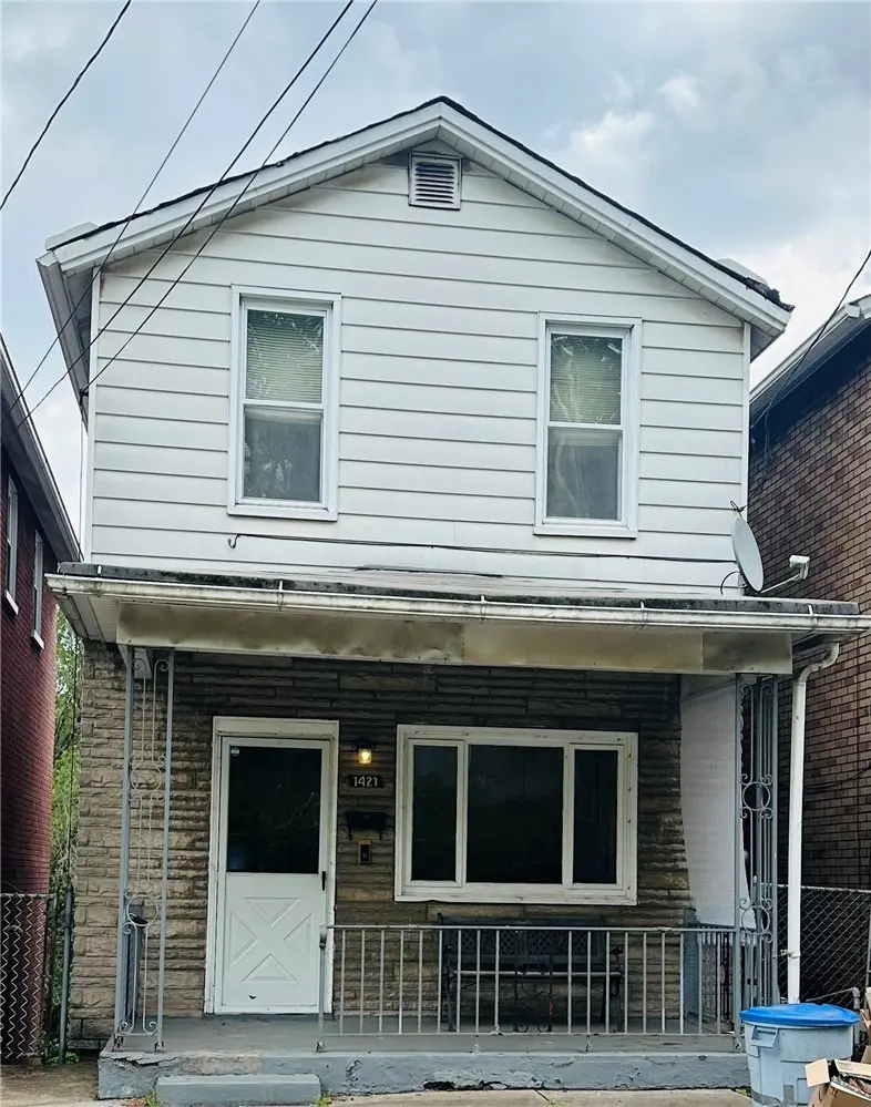 1421 Ridge Ave