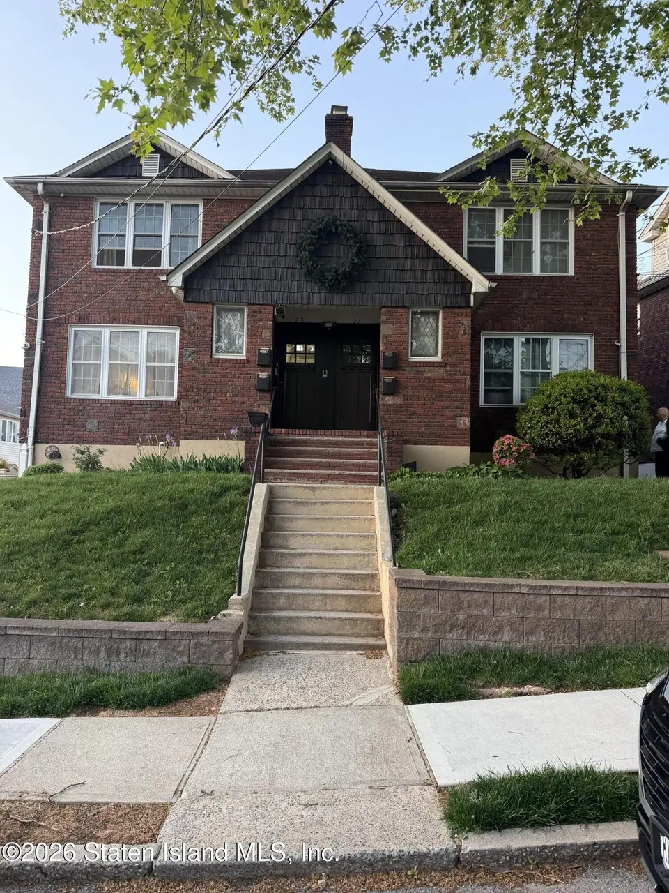 21-23 Holbernt Ct