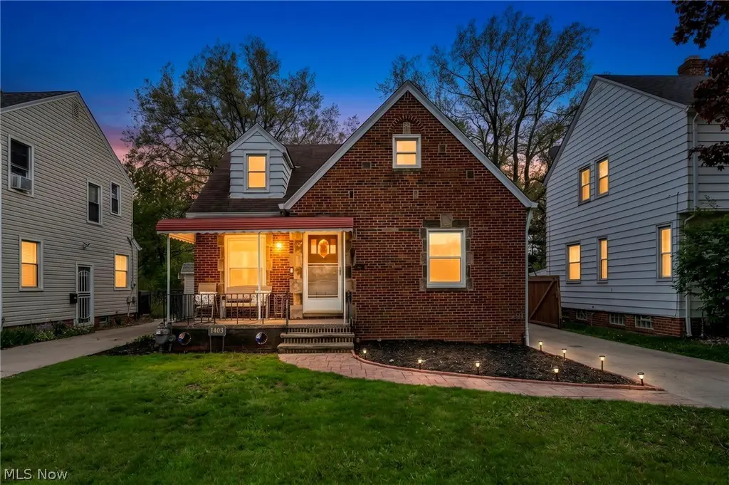 1403 Tuxedo Ave