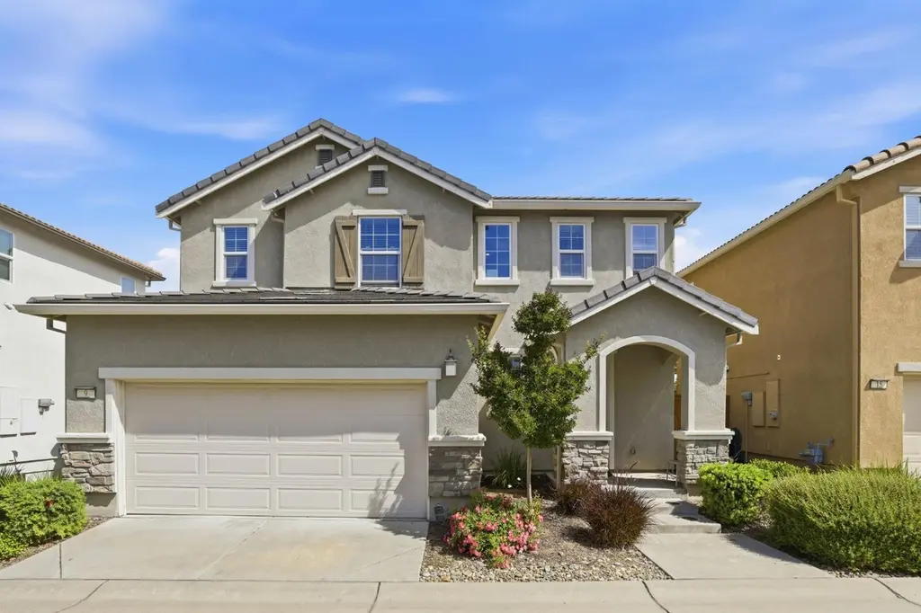 9 Sea Hawk Pl