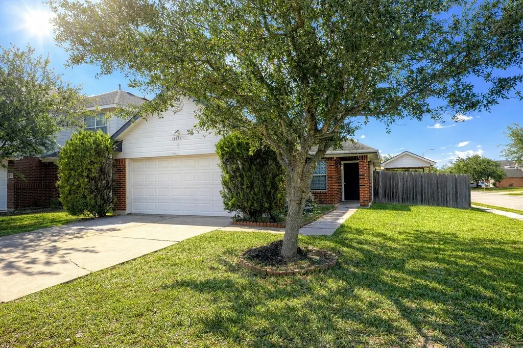 14427 Hillard Green Ln