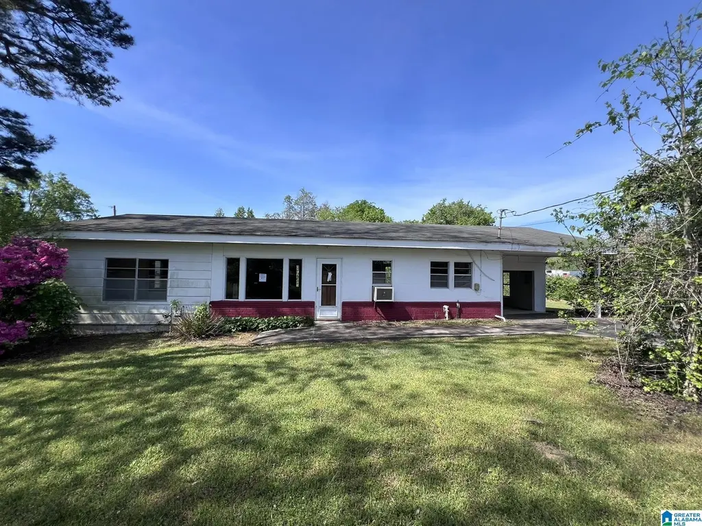 705 Ellison Ave