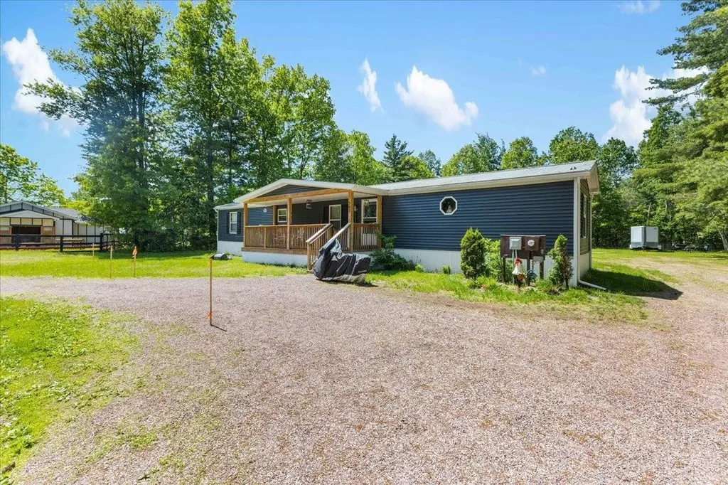 704 Bean Rd