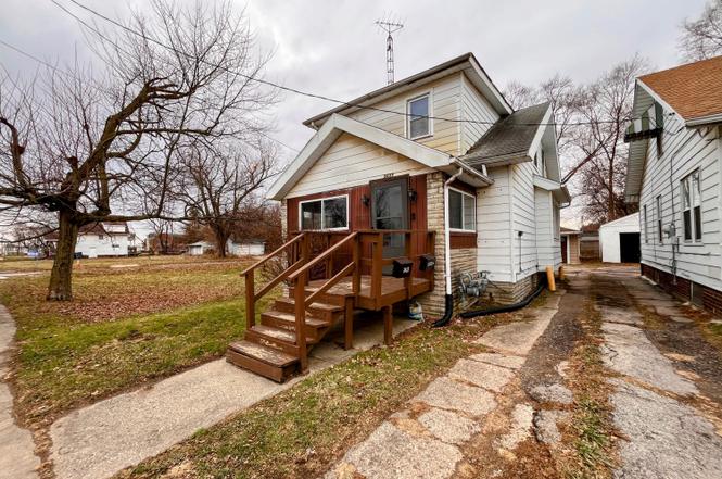 3433 Upton Ave