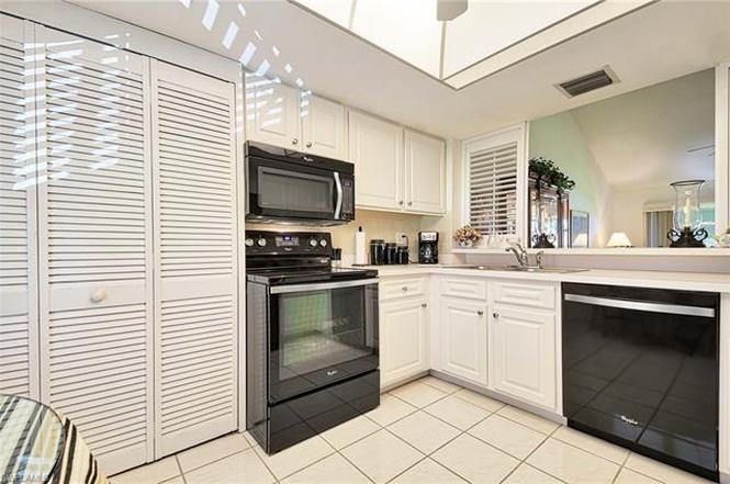 5693 Rattlesnake Hamm Rd Unit A-204