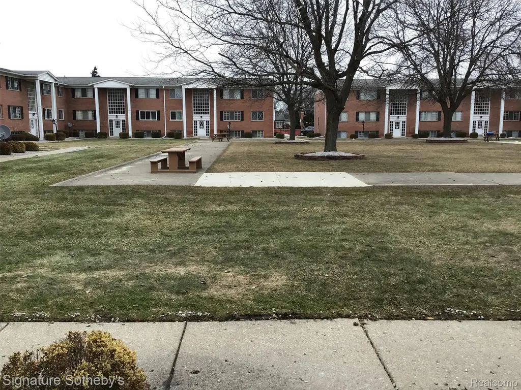 8171 Denwood Dr Unit K-3