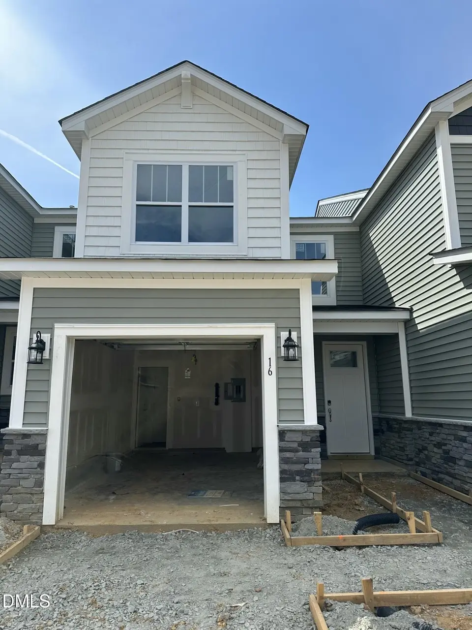 16 Serpens Dr #224